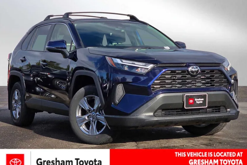 2025 Toyota RAV4 Hybrid XLE photo 1