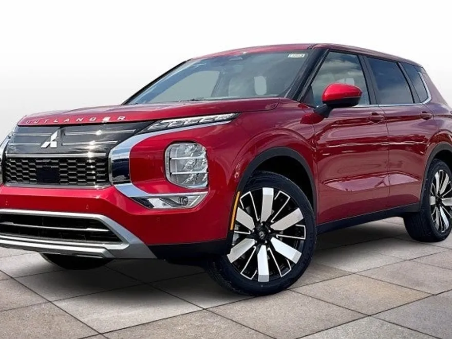 2025 Mitsubishi Outlander SE S-AWC photo 1
