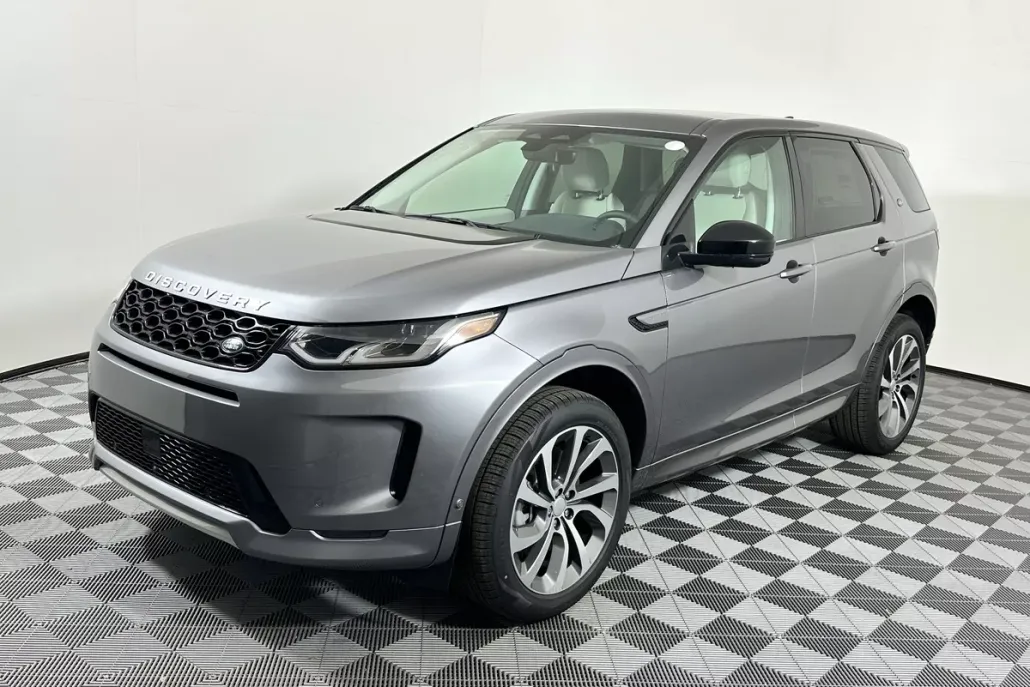 2025 Land Rover Discovery Sport S photo 1
