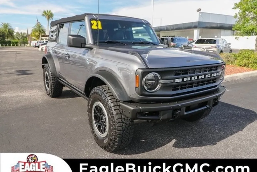 2021 Ford Bronco Base photo 1