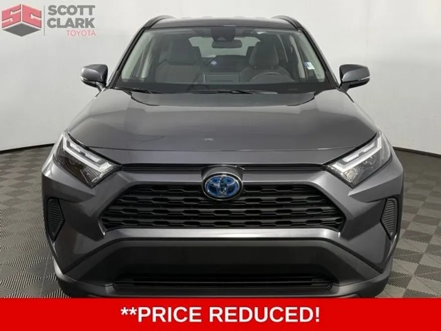 2024 Toyota RAV4 Hybrid XLE Sport photo 1
