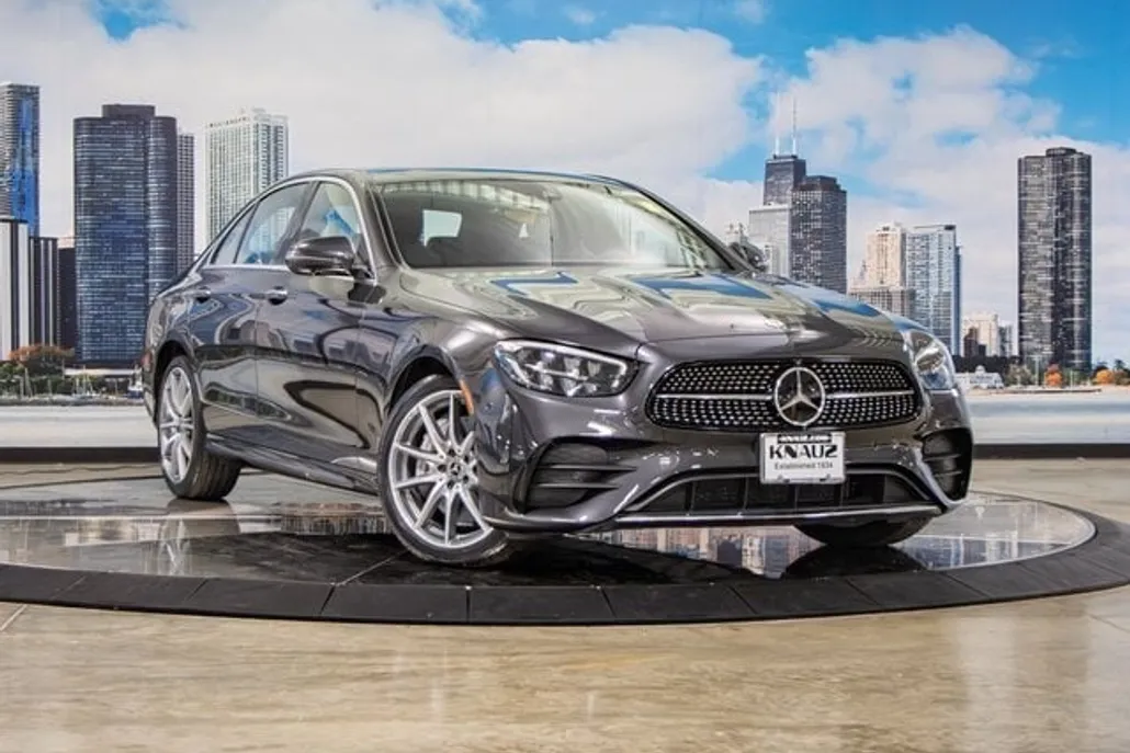 2023 Mercedes Benz E 350 4MATIC Sedan photo 1