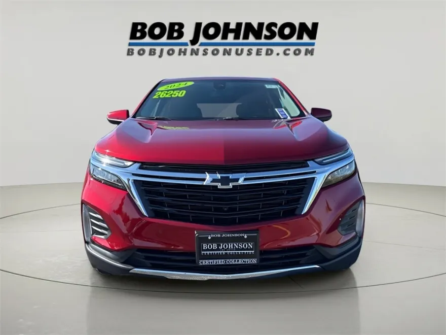 2024 Chevrolet Equinox LT photo 1