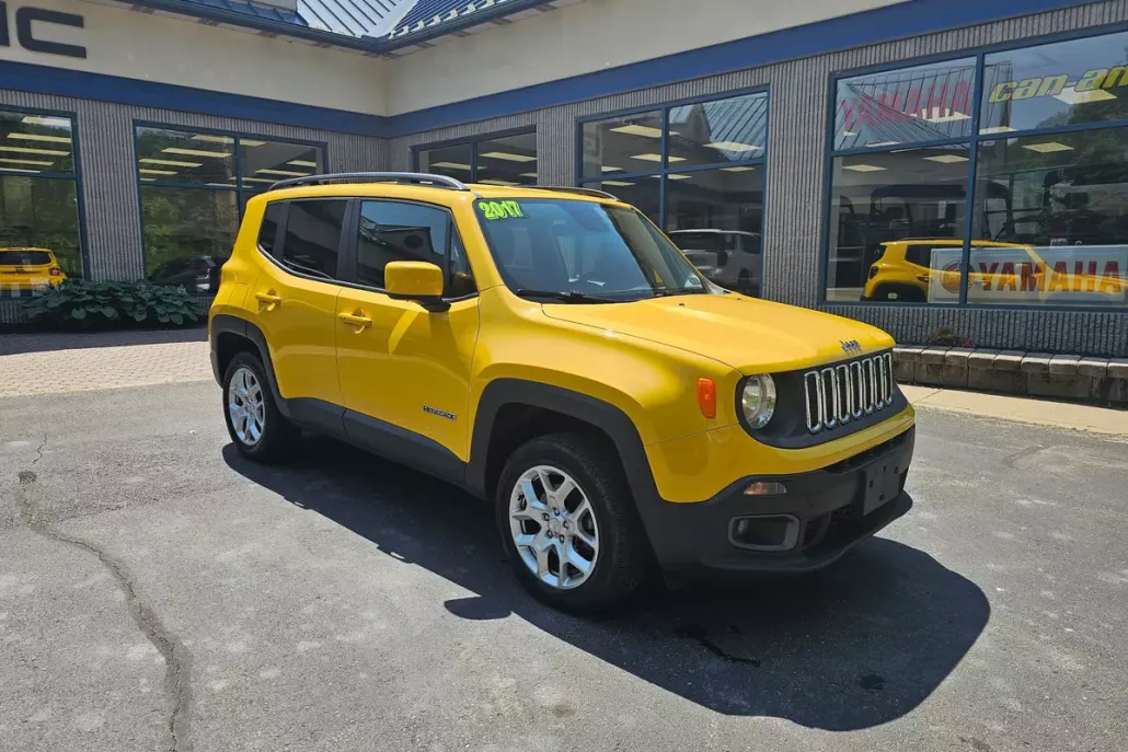 2017 Jeep Renegade Latitude North Edition photo 1