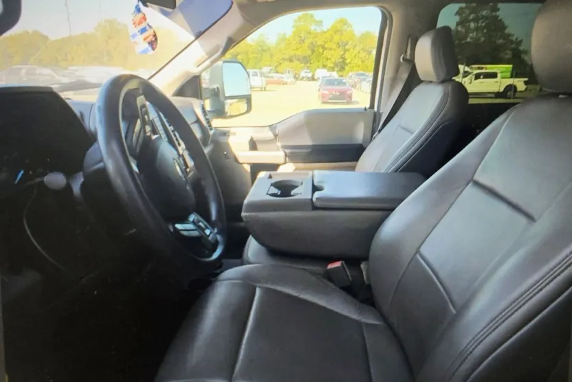 2018 Ford F-350 photo 1