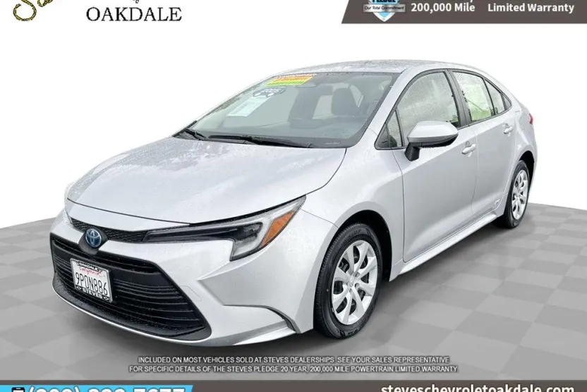 2025 Toyota Corolla Hybrid LE photo 1
