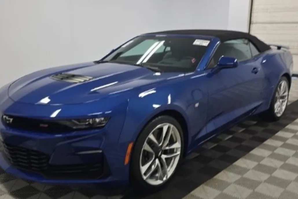 2023 Chevrolet Camaro SS photo 1