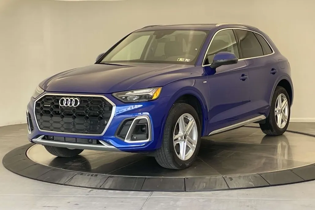 2024 Audi Q5 55 Premium Plus photo 1