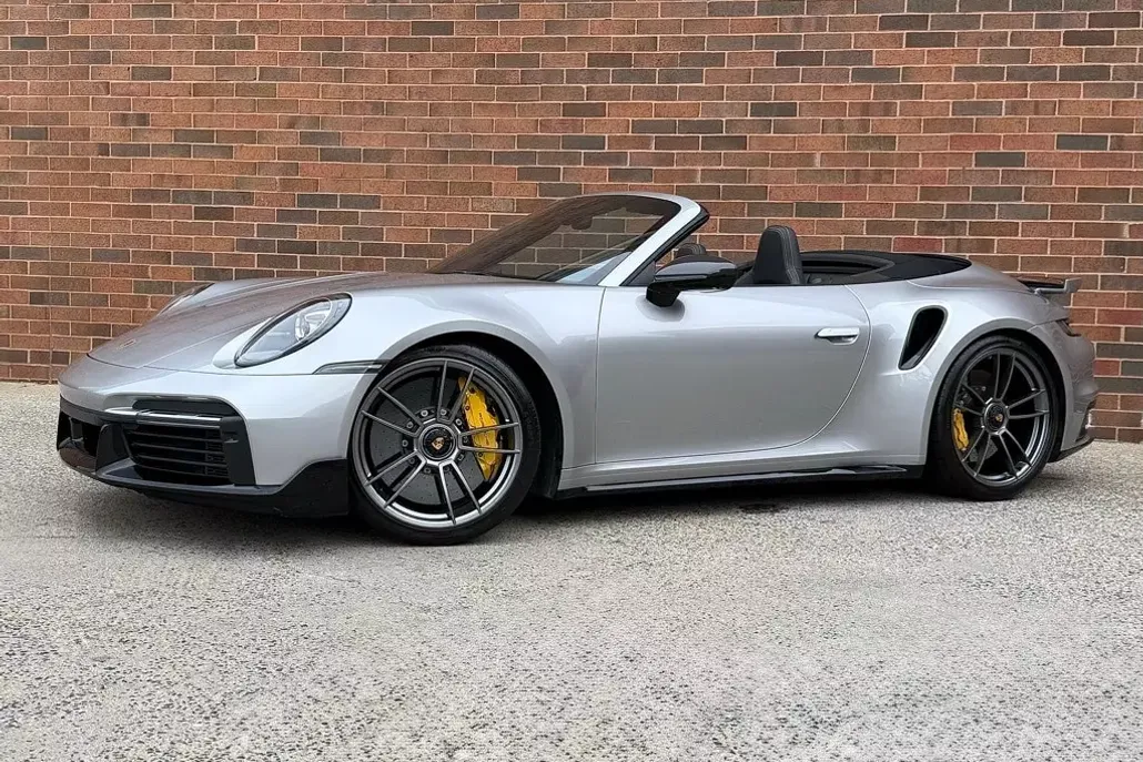 2022 Porsche 911 Turbo S Cabriolet photo 1