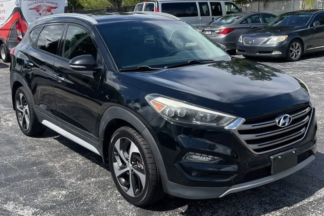 2017 Hyundai Tucson Limited photo 1