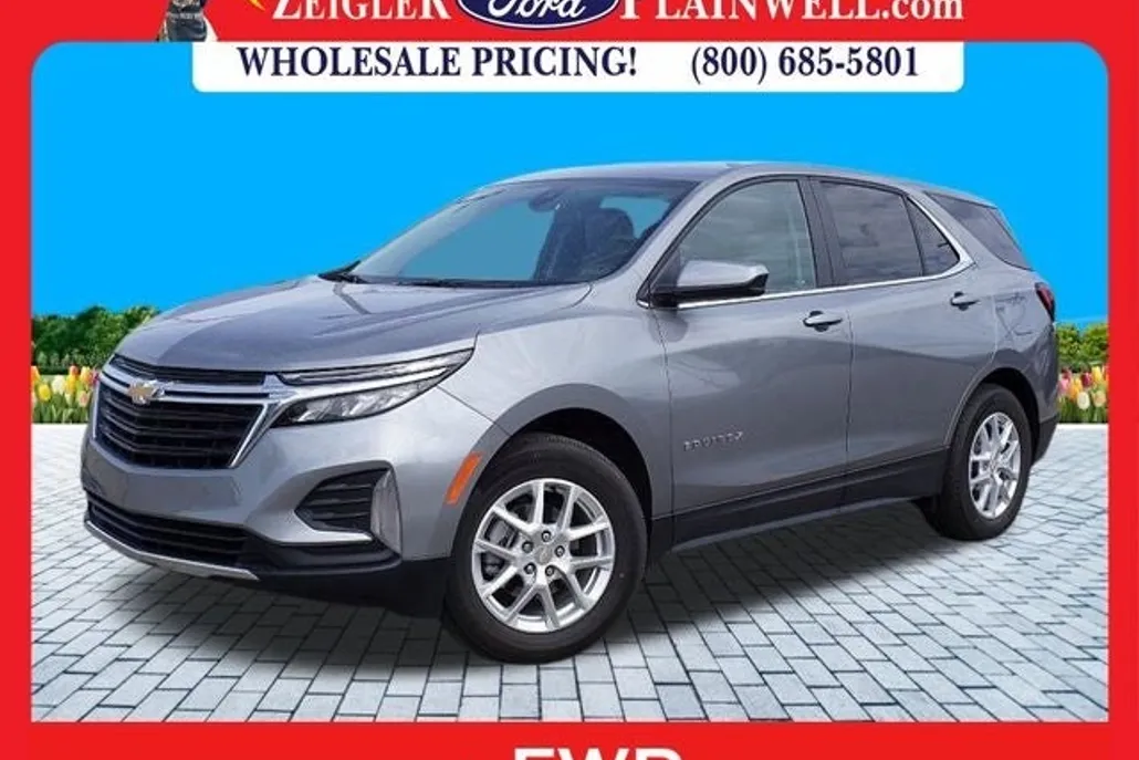 2023 Chevrolet Equinox LT photo 1