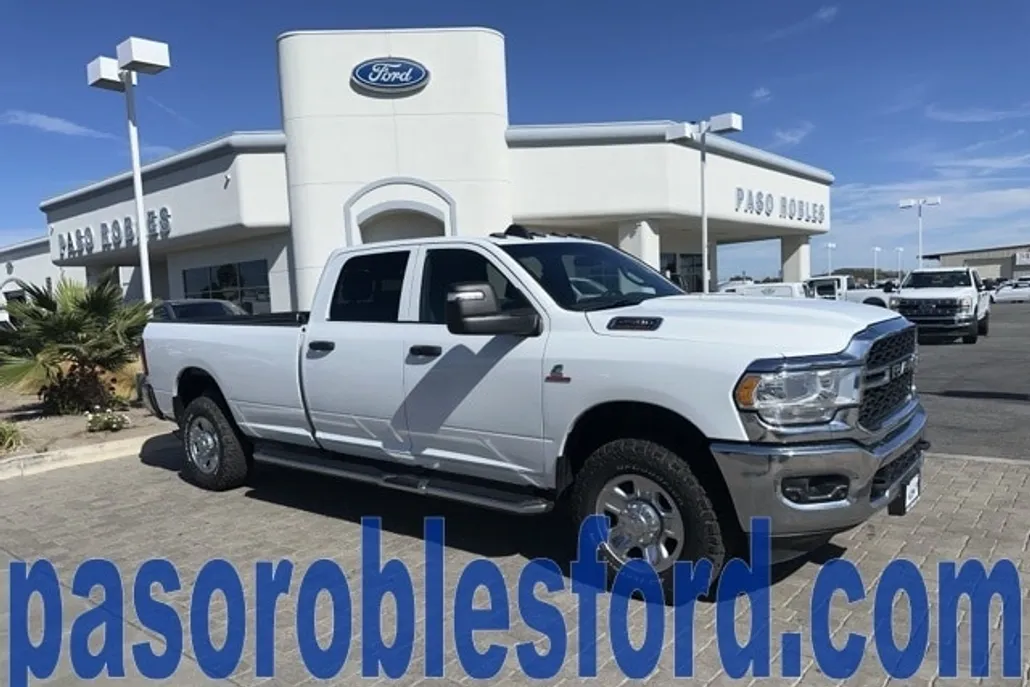 2023 Ram 2500 Tradesman photo 1
