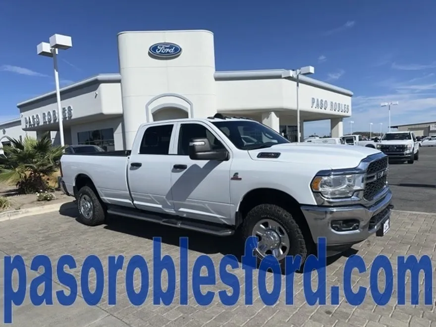 2023 Ram 2500 Tradesman photo 1