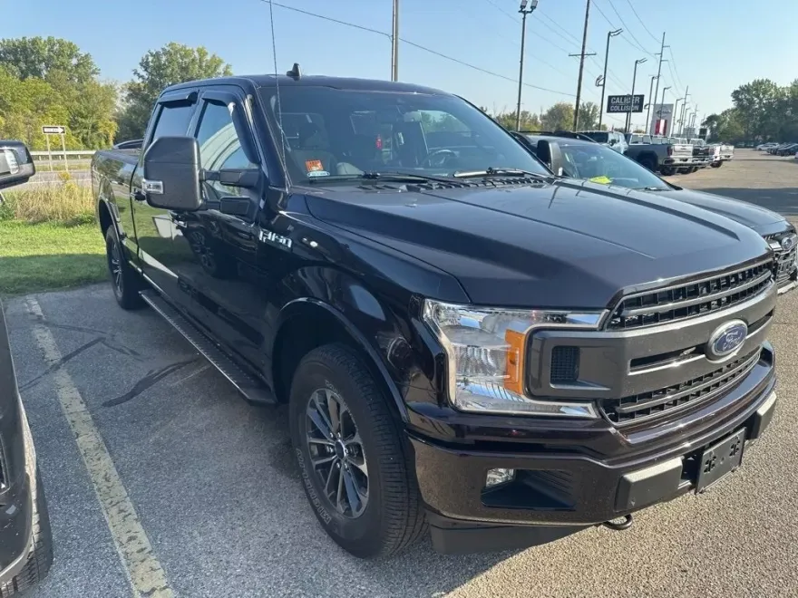 2020 Ford F-150 XLT photo 1