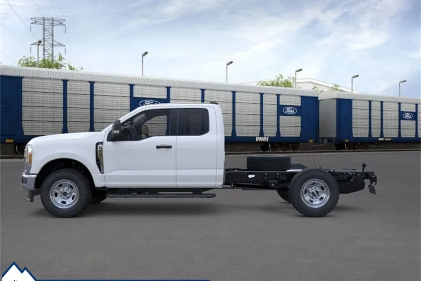 2026 Ford F-350 photo 1