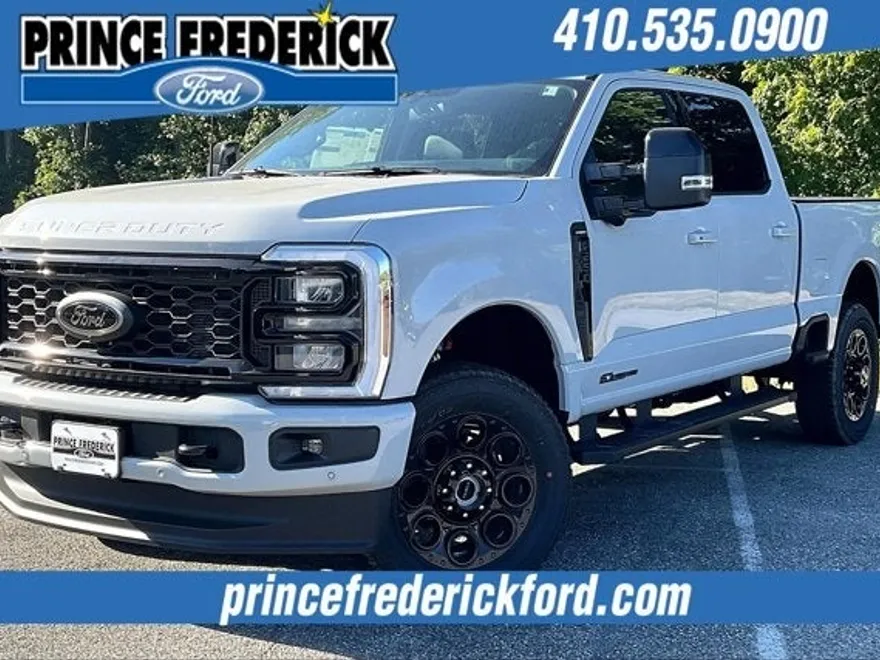 2026 Ford F-250 Lariat photo 1
