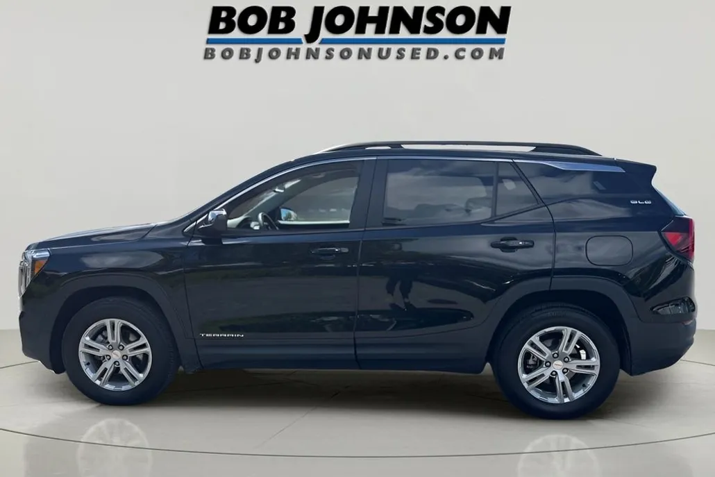 2023 Gmc Terrain SLE photo 1