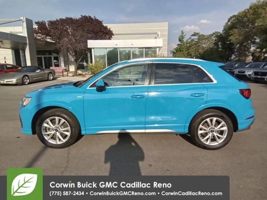 2023 Audi Q3 S line Premium photo 1