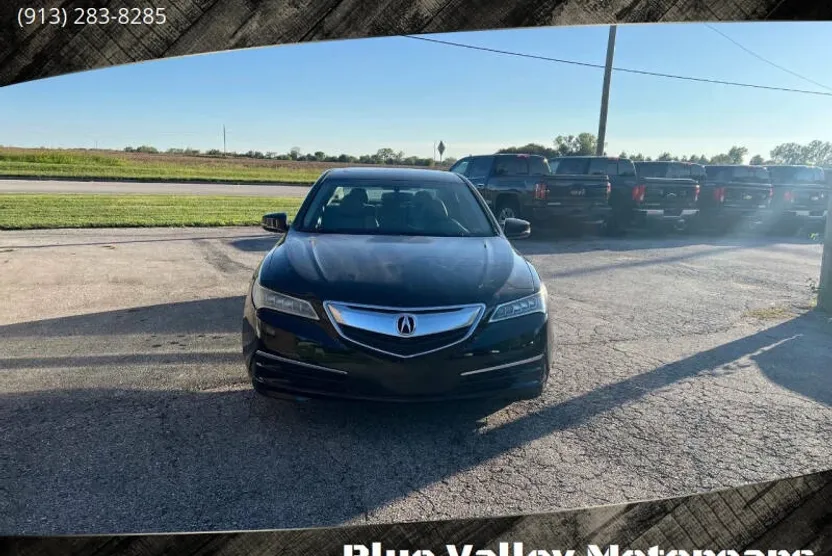 2017 Acura TLX photo 1