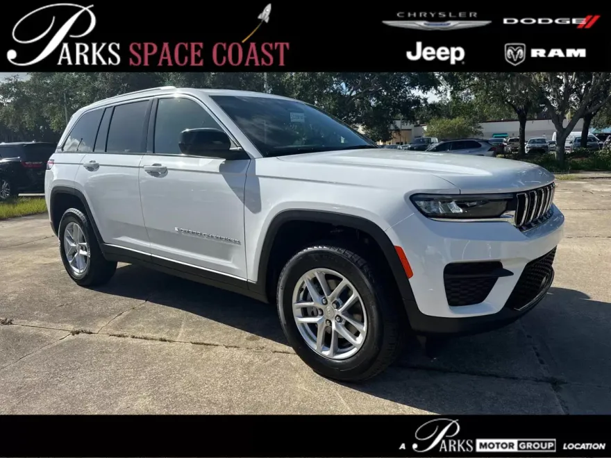 2025 Jeep Cherokee Laredo X photo 1