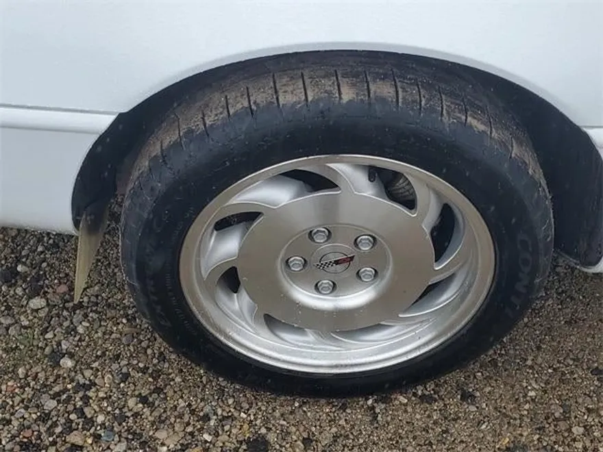 1993 Chevrolet Corvette Base photo 5