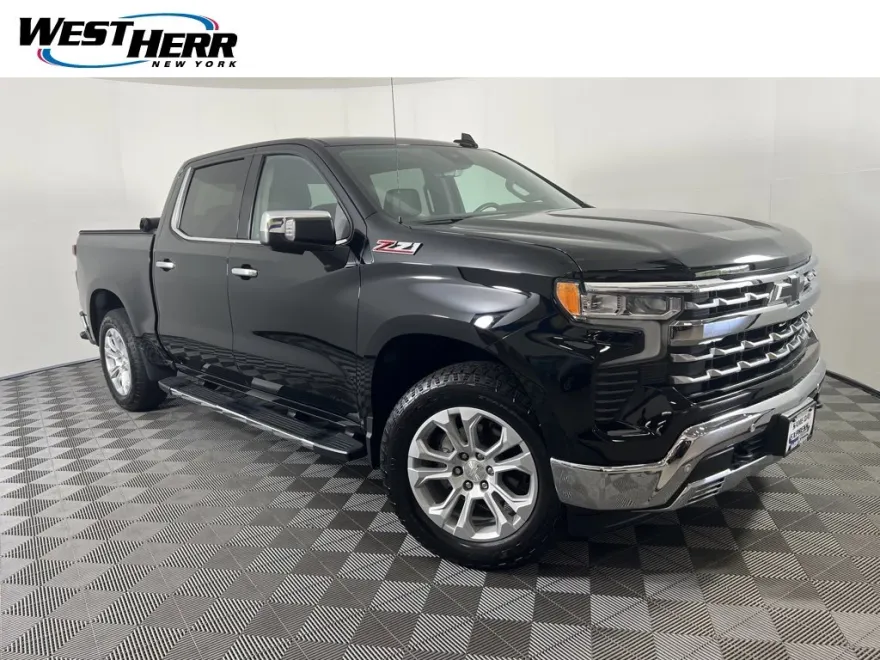 2022 Chevrolet Silverado 1500 LTZ photo 1