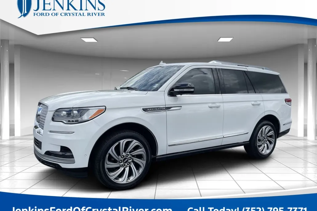 2022 Lincoln Navigator Reserve photo 1