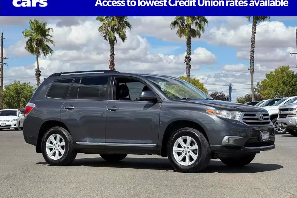 2013 Toyota Highlander SE photo 1