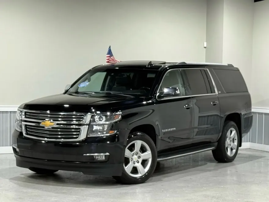 2016 Chevrolet Suburban LTZ photo 1
