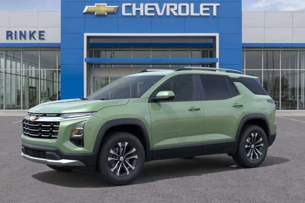 2025 Chevrolet Equinox LT photo 1