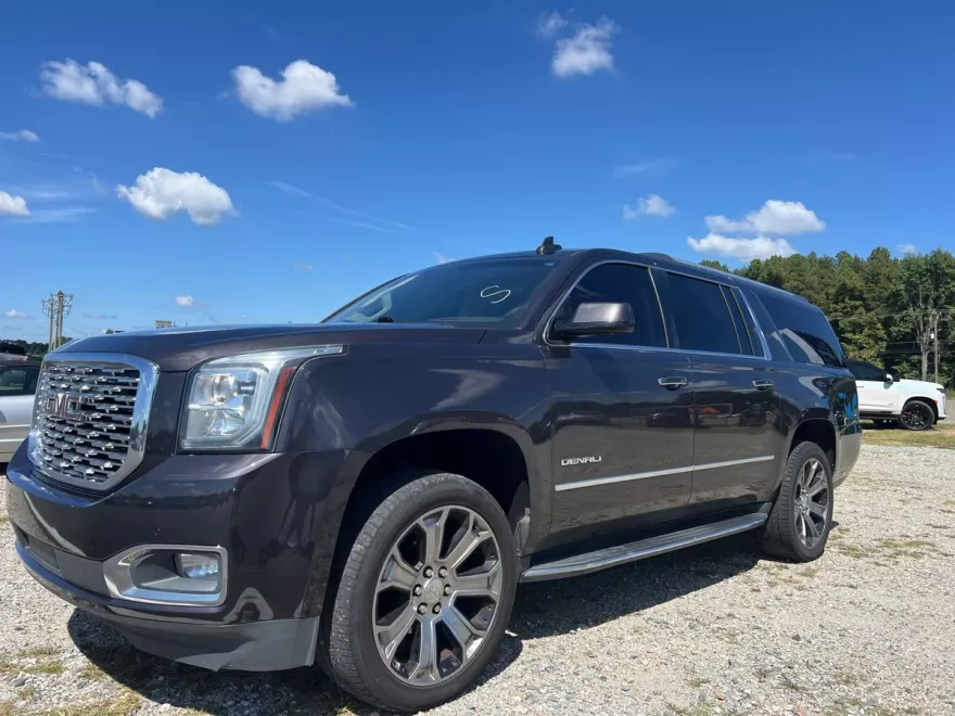 2018 Gmc Yukon XL Denali photo 1