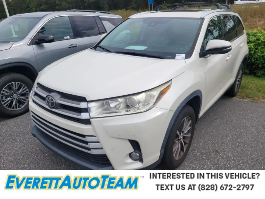 2019 Toyota Highlander SE XLE photo 1