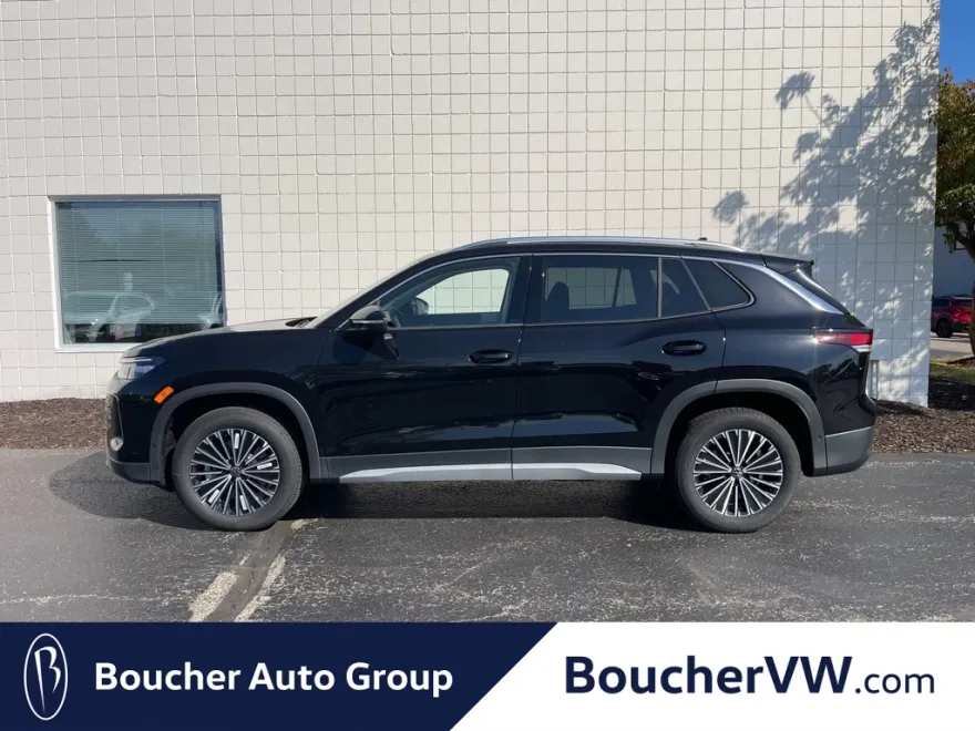 2025 Volkswagen Tiguan S photo 1