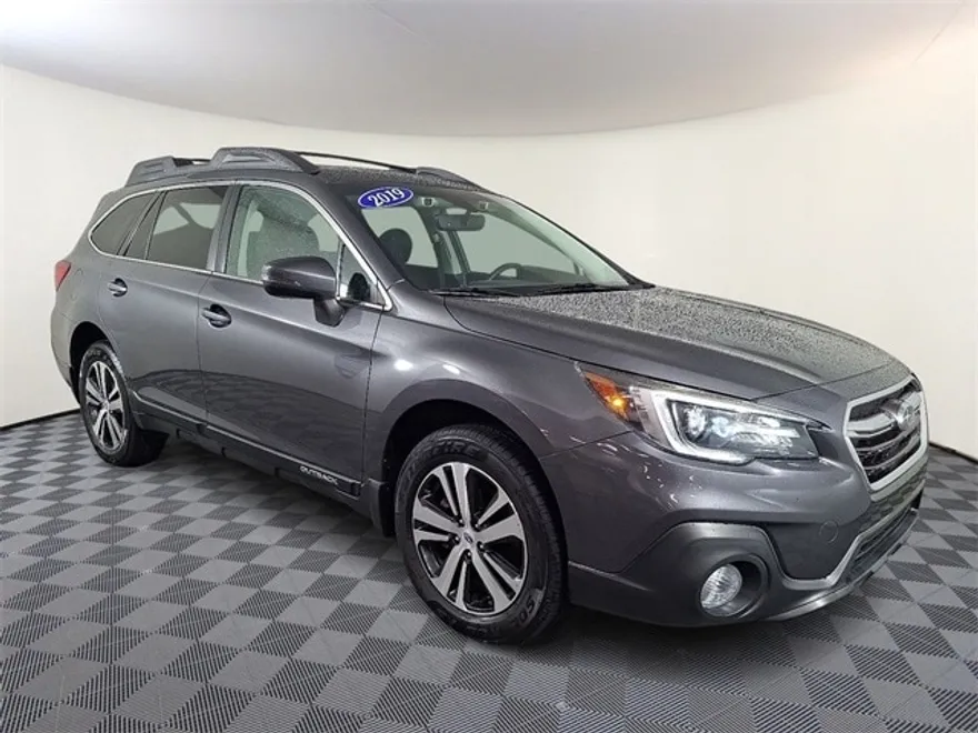 2019 Subaru Outback 3.6R Limited photo 1