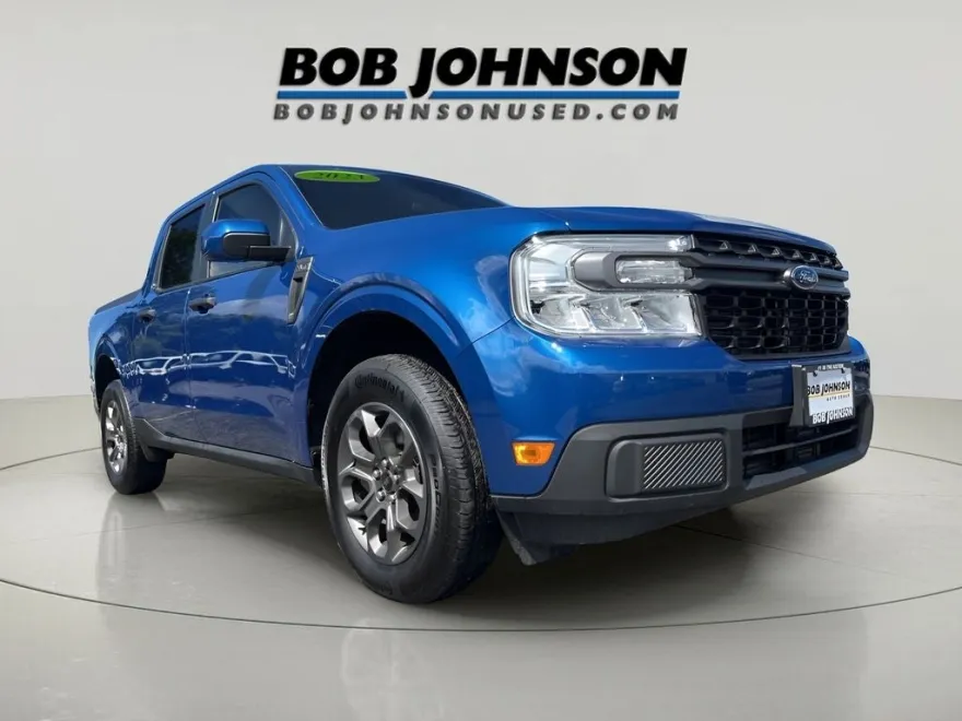 2023 Ford Maverick XLT photo 1