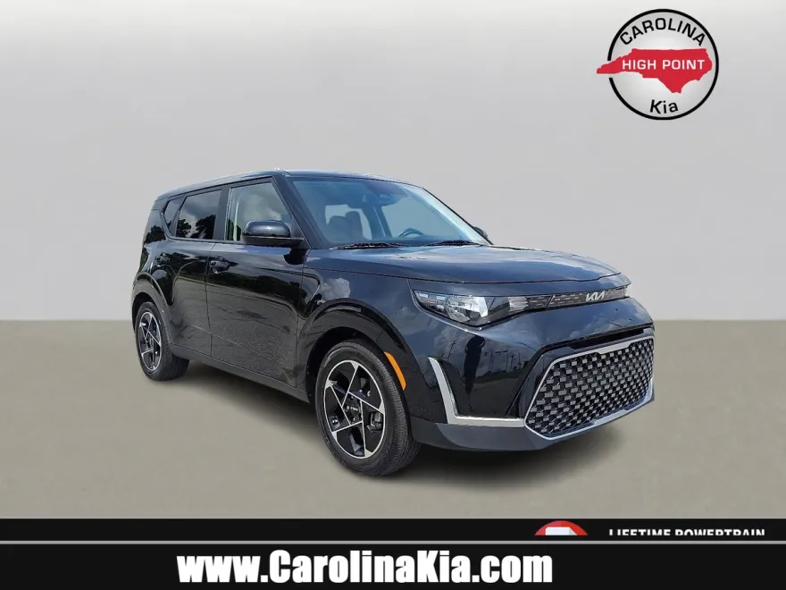 2023 Kia Soul EX photo 1