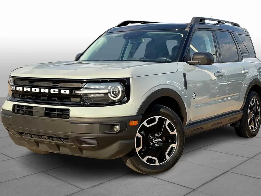 2022 Ford Bronco Sport Outer Banks photo 1