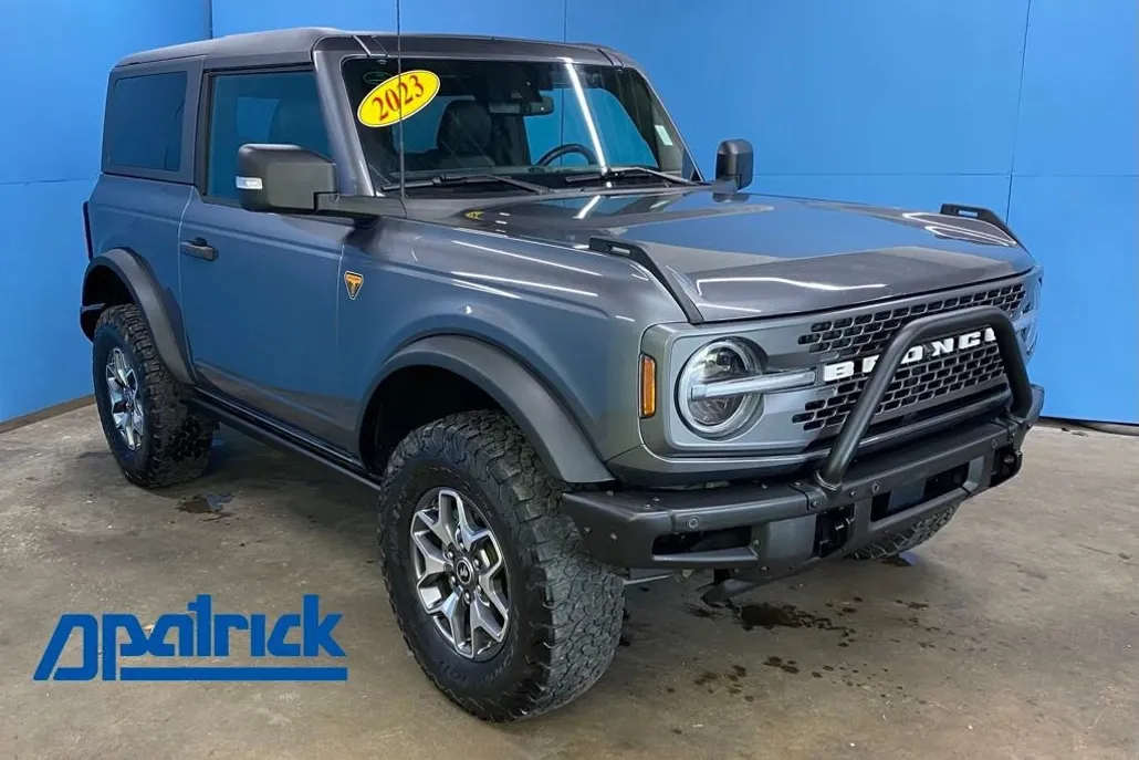 2023 Ford Bronco Badlands photo 1