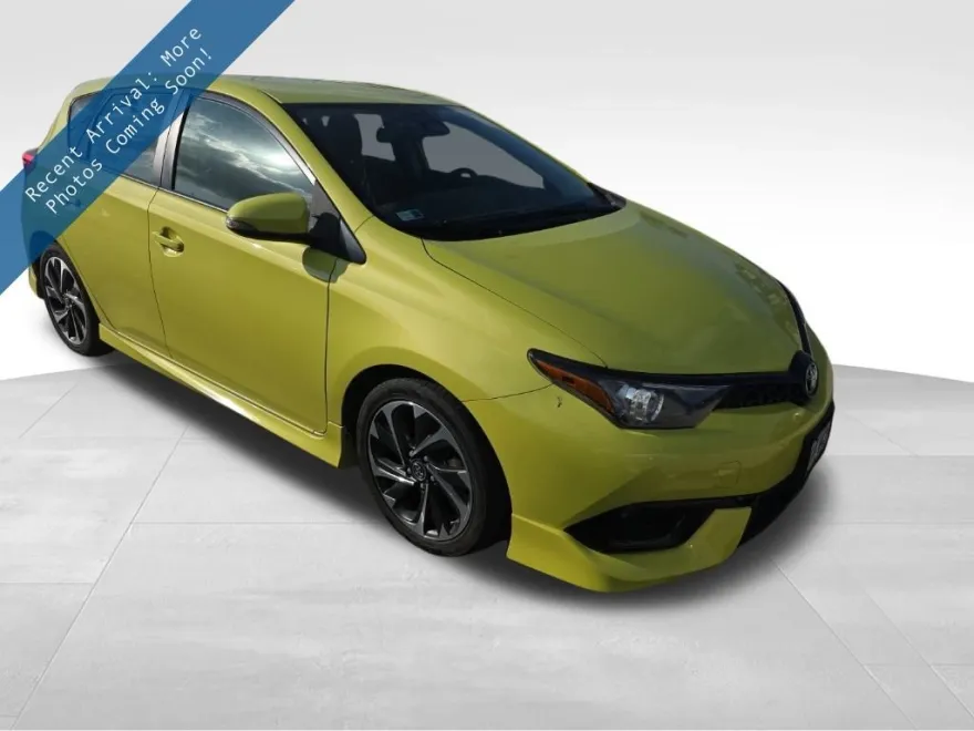 2018 Toyota Corolla iM Base photo 1