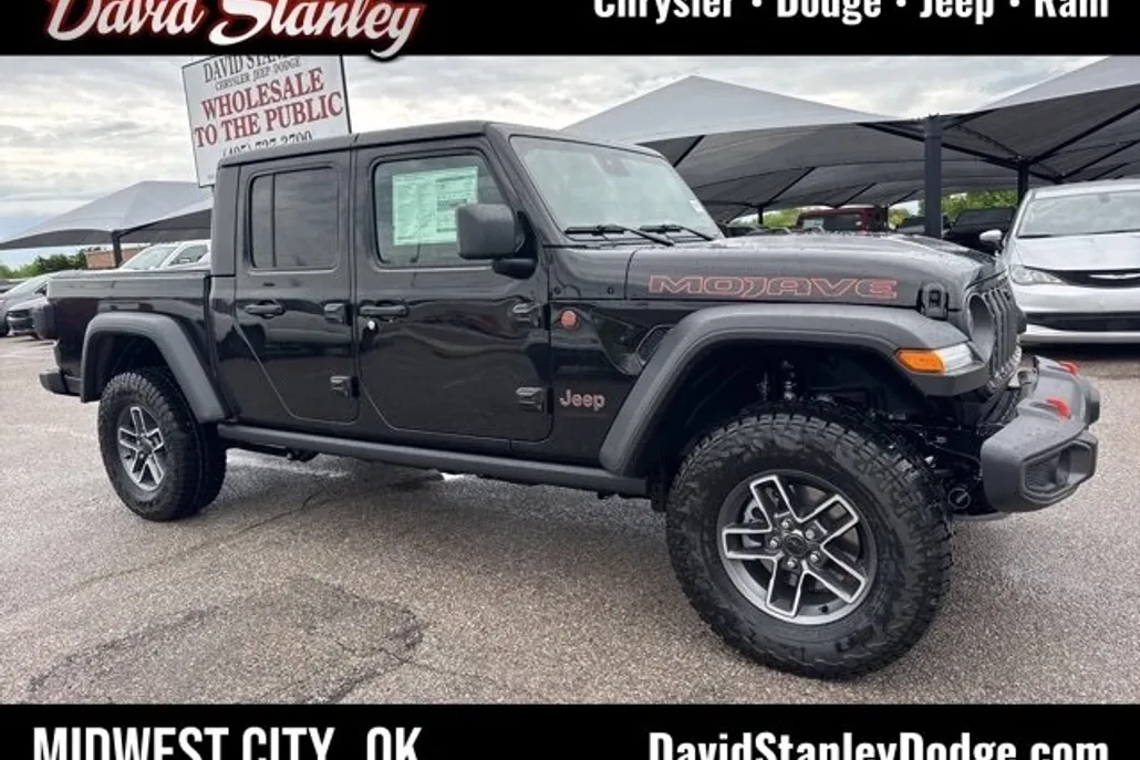 2025 Jeep Gladiator Mojave photo 1