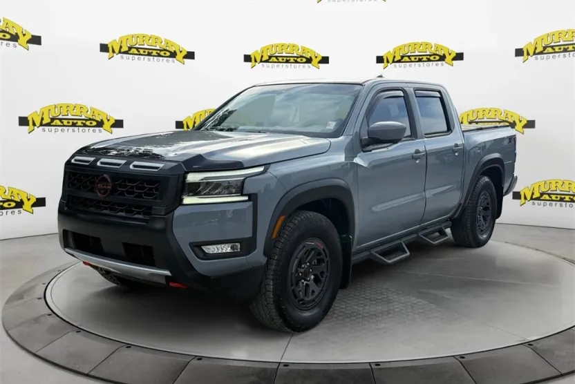 2025 Nissan Frontier Crew Cab PRO-X photo 1