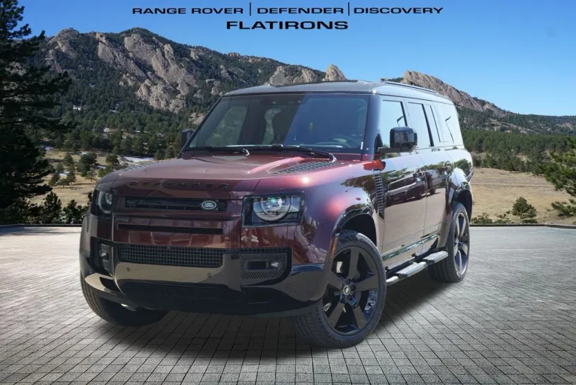2025 Land Rover Defender 130 X-Dynamic SE photo 1