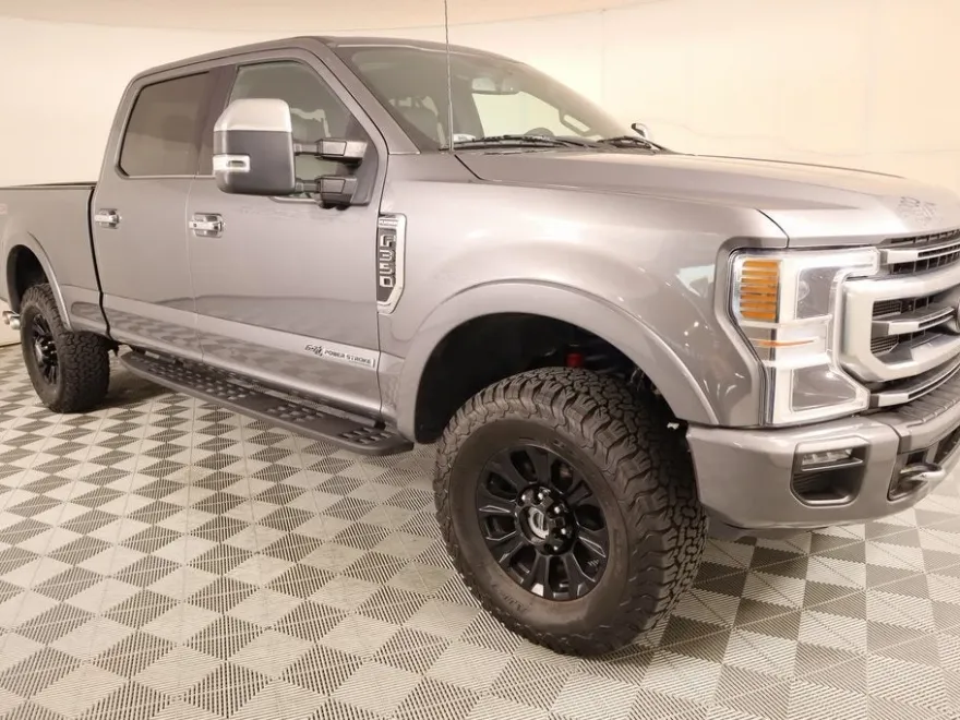 2022 Ford F-350 Platinum photo 1