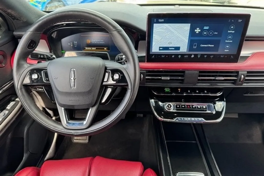 2024 Lincoln Corsair Grand Touring photo 1