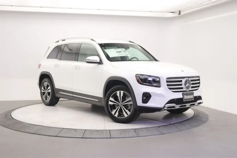 2025 Mercedes Benz GLB 250 photo 1