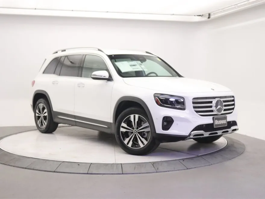 2025 Mercedes Benz GLB 250 photo 1