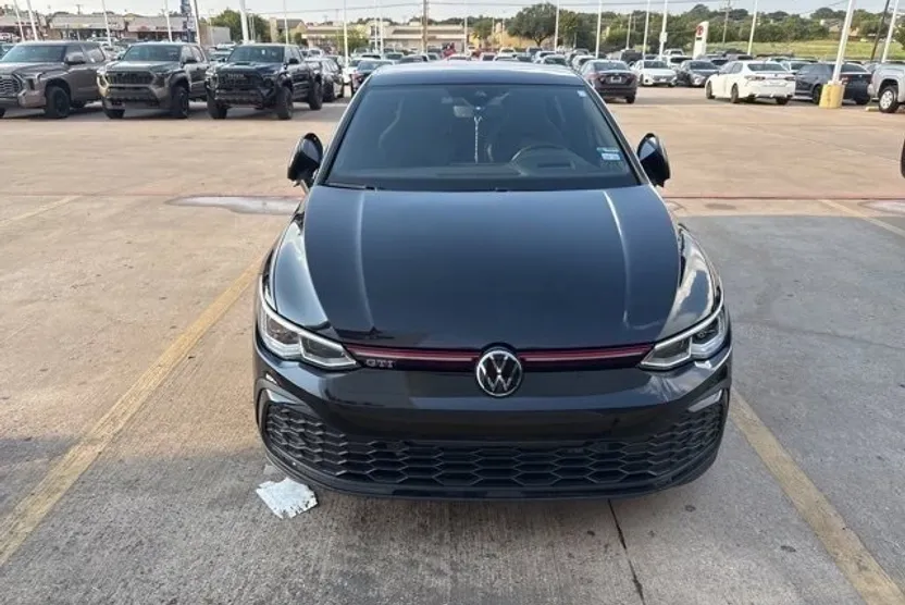 2024 Volkswagen Golf GTI Autobahn photo 1