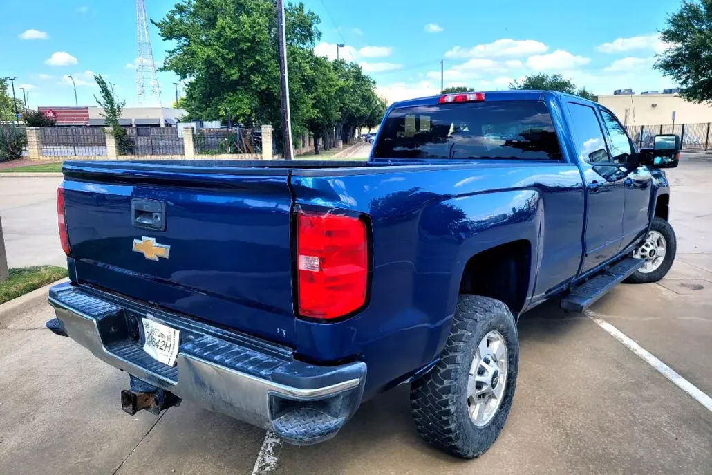 2019 Chevrolet Silverado 2500HD LT photo 1