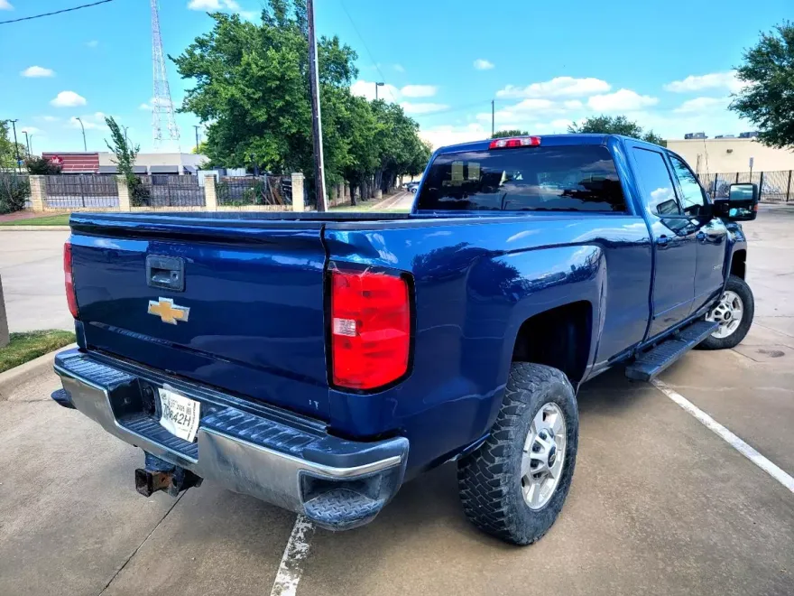 2019 Chevrolet Silverado 2500HD LT photo 1