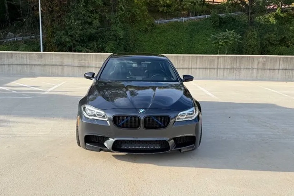 2016 Bmw M5 5 photo 1
